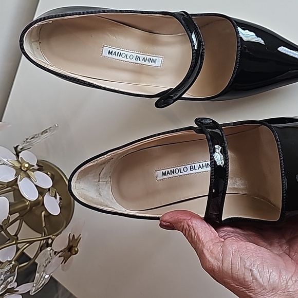 Manolo Blahnik Campari Patent Mary Jane Pumps - Picture 6 of 11